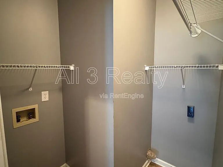 6272 Deerwood Dr — Photo 27