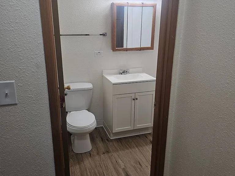 9209 Washington Blvd SW — Photo 15