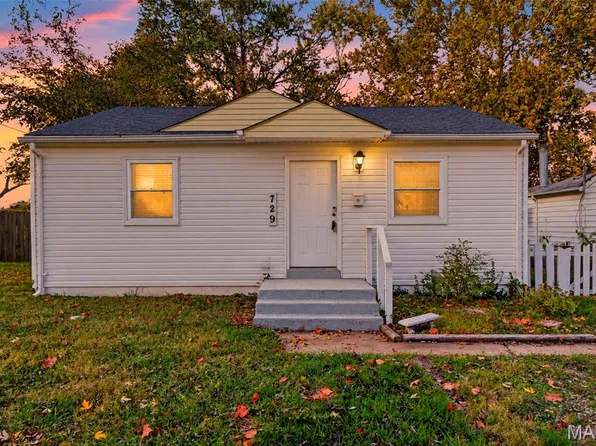 729 Beardsley Ct, Saint Louis, MO 63135