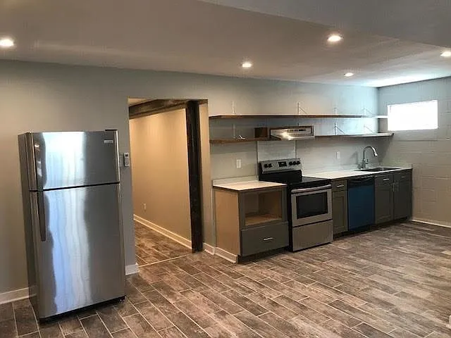 2738 Bienville Ave — Photo 8