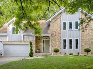 36 30th St, Des Moines, IA 50312