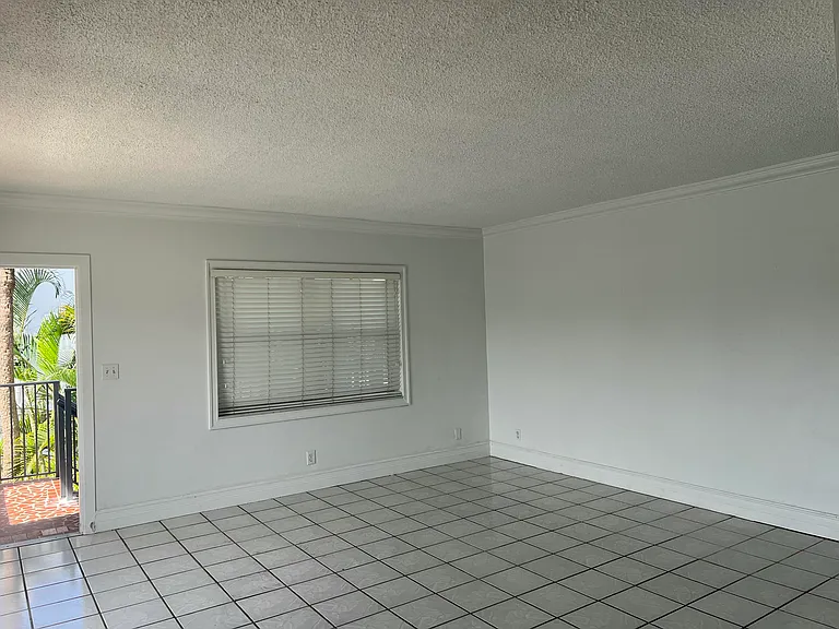 2600 S Ocean Dr #S216 — Photo 9