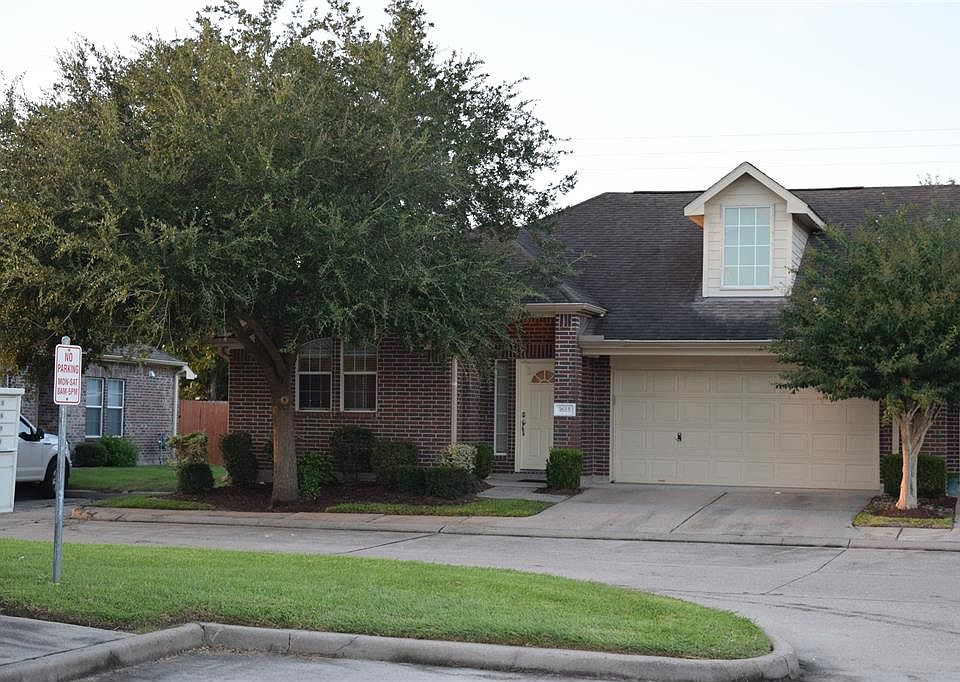 1st image of 1615 Village Townhome Dr