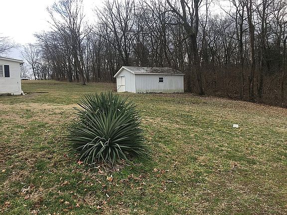 2nd image of 295 Russell Rd