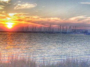 300 Yacht Club Ln, Saint Simons Island, GA 31522