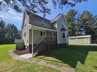 21887 New St, Hancock, MI 49930
