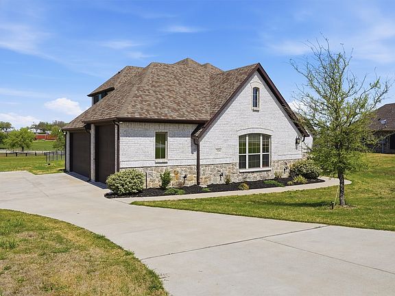 5th image of 704 Cactus Creek Ct