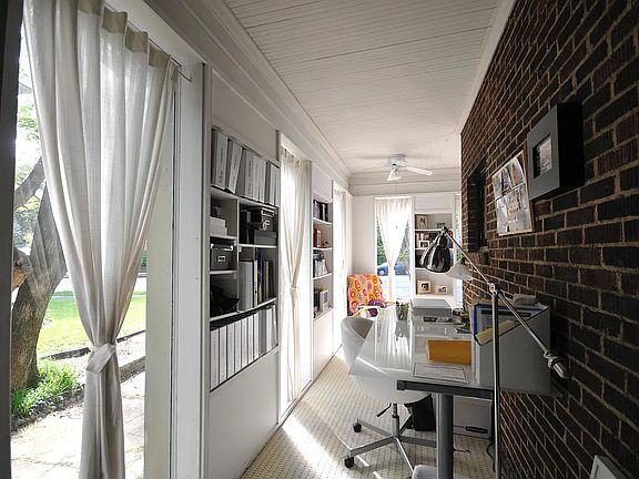 5th image of 861 Durant Pl NE Floor 1