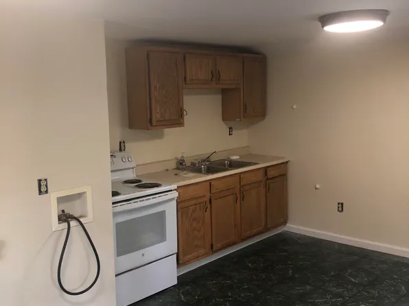 61 E 7th St #1, Oswego, NY 13126