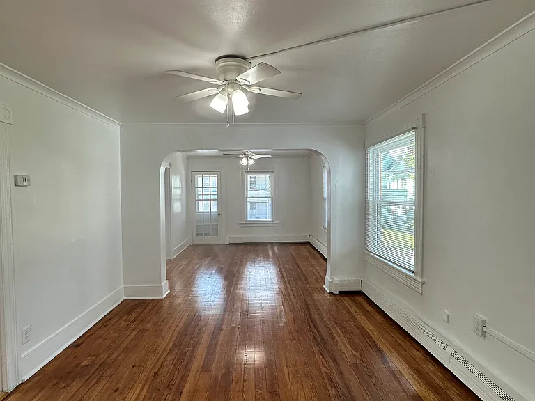 35 Maud St #2 — Photo 1