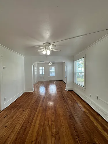 35 Maud St #2 Photo 1
