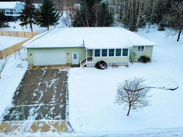 220 8TH AVENUE, Edgar, WI 54426