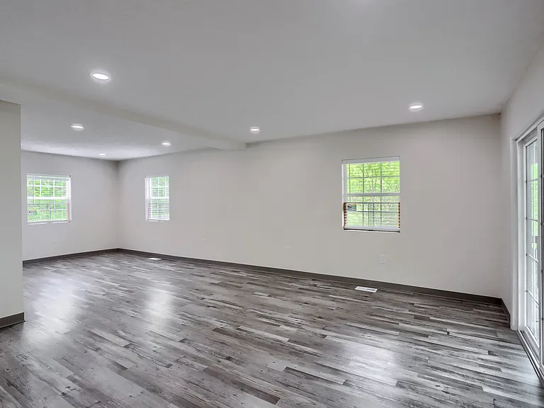201 Kathleen Dr #2 — Photo 17