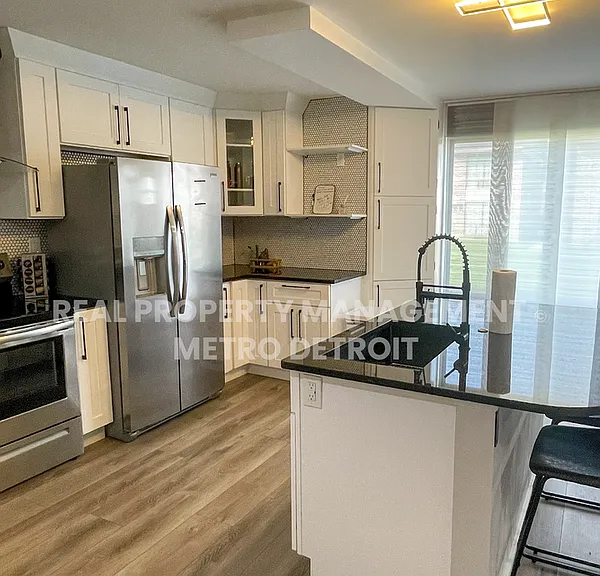 22148 Dante St #111 — Photo 3