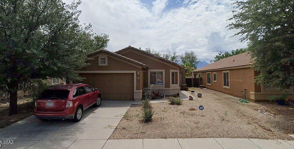 1st image of 81 S Burro Canyon Pl