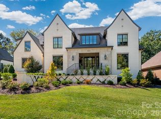 2111 Cortelyou Rd, Charlotte, NC 28211