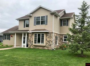 1520 Williams Ct, Saint Peter, MN 56082