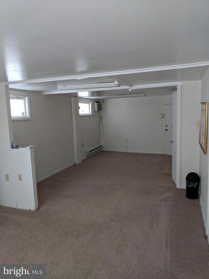 18 S Market St #1-2 photo 1
