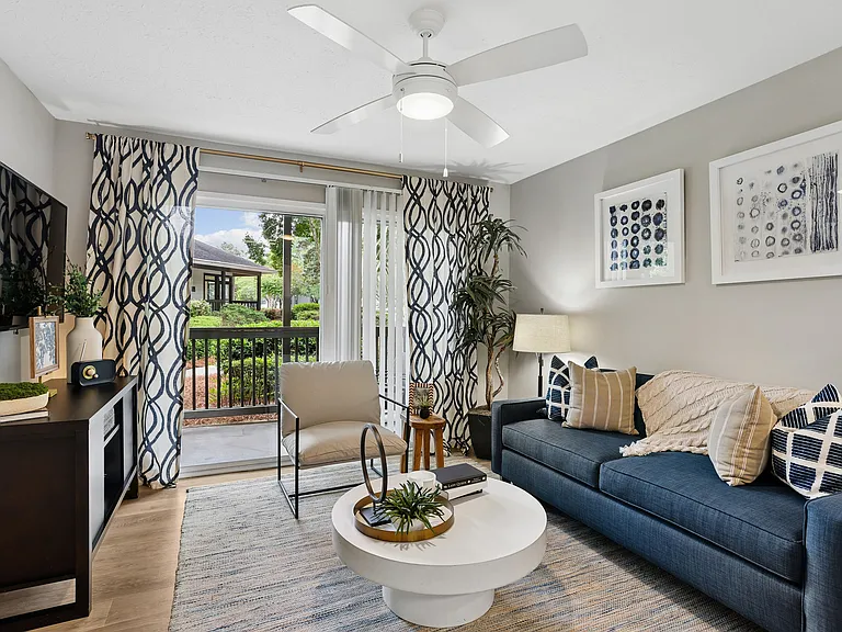 Avana Court — Photo 13