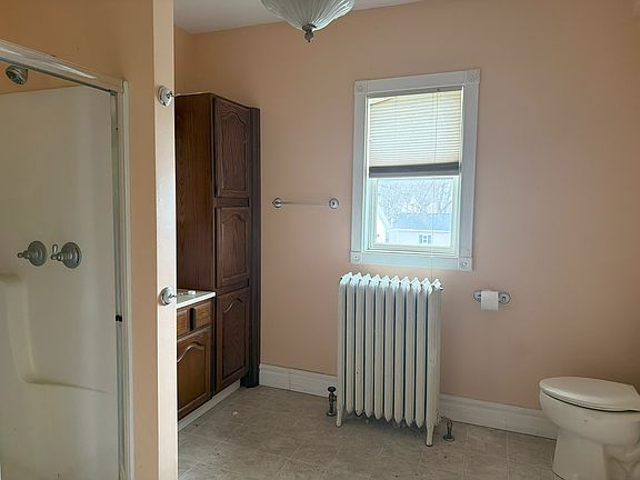 4th image of 907 S Peoria Ave