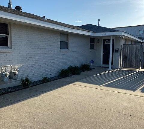 3rd image of 2402 Athania Pkwy