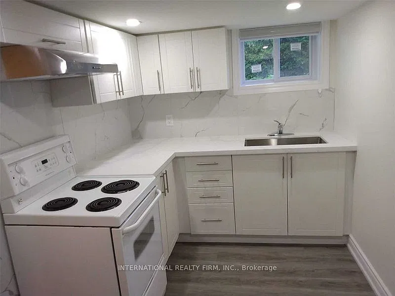 2 bed, $1,800 — Photo 4