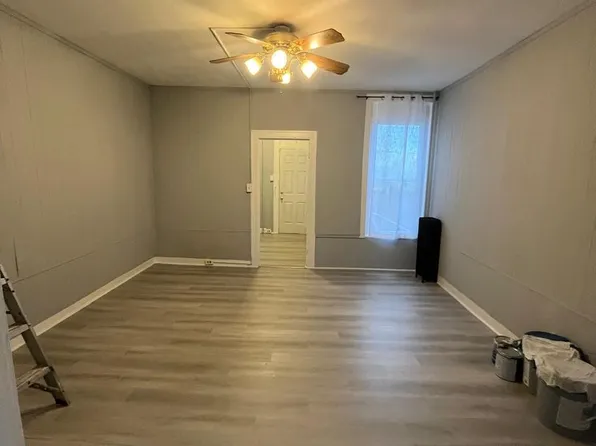 903 Brunswick St, Baltimore, MD 21223