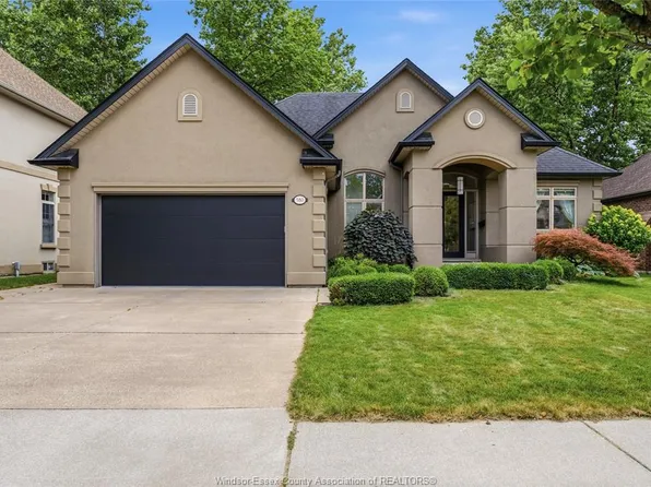 580 Superior St, Lasalle, ON N9J 3Z6