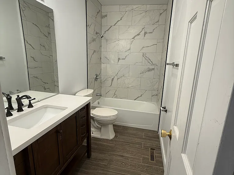 1413 W Leigh St — Photo 1