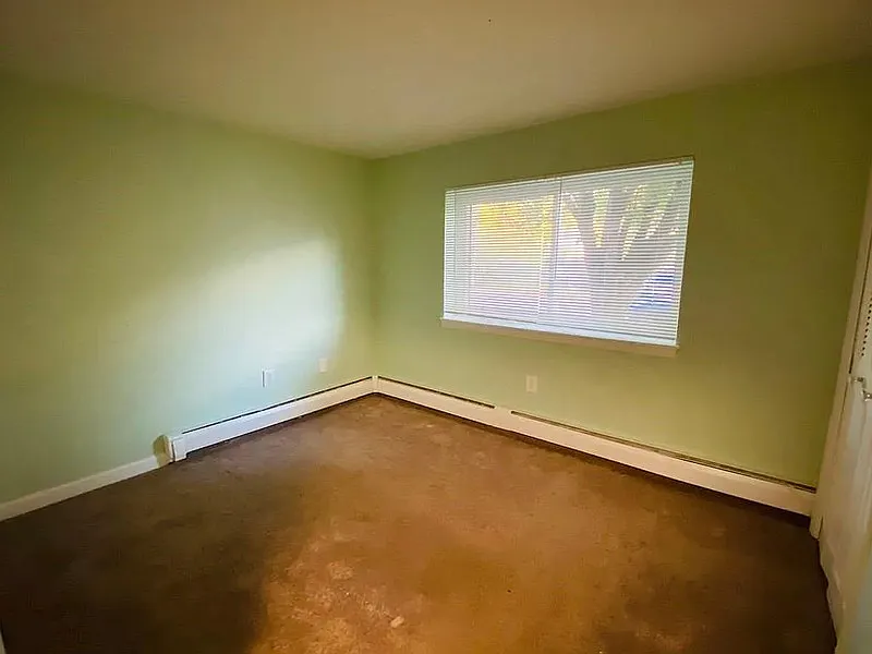 2 bed, 1.0 bath, 640 sqft, $1,440 — Photo 4
