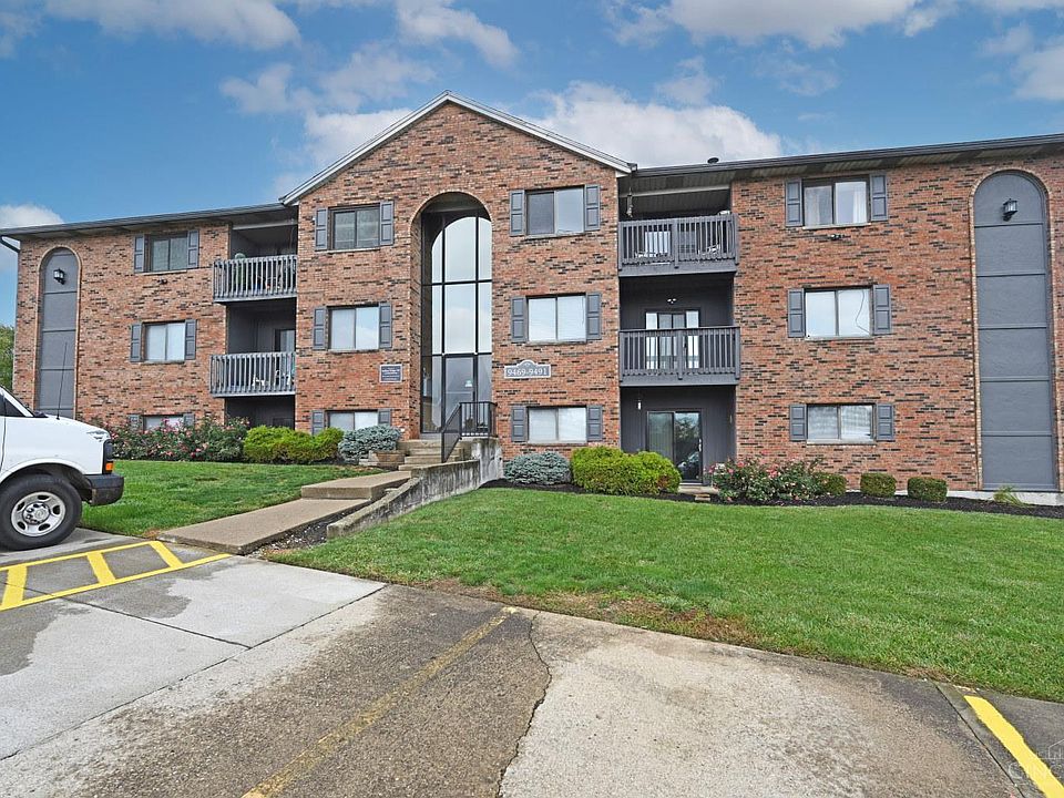 1st image of 9479 Woodland Hills Dr