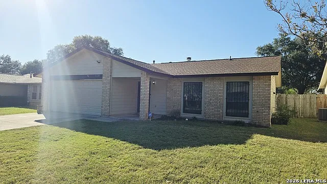 3 bed, 2.0 bath, 1492 sqft, $1,750 — Photo 3