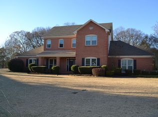 275 Magnolia Place Dr, Wetumpka, AL 36093