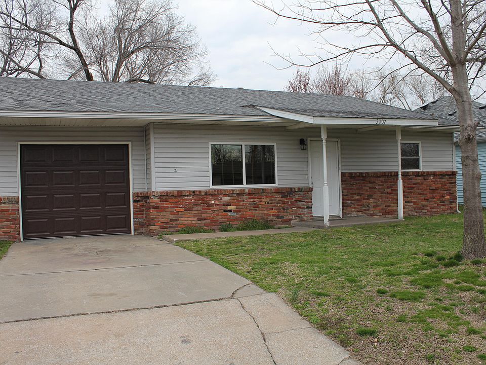 1st image of 3007 W 15th St