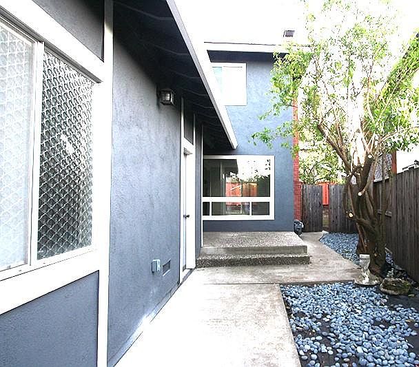 1st image of 390 Wheeler Ave