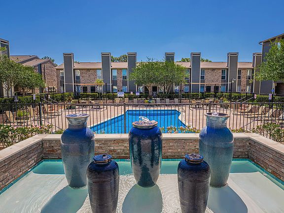2nd image of 15330 Ella Blvd APT 2516