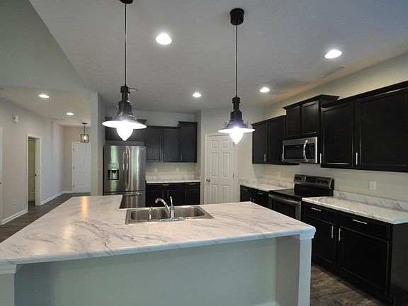 3rd image of 12032 Altoids Dr