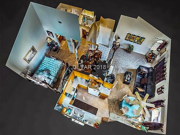 2nd image of 370 Seine Way #370