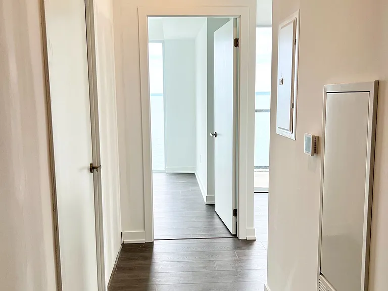 370 Martha St #1307 — Photo 5