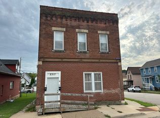 2317 Queen St, Dubuque, IA 52001