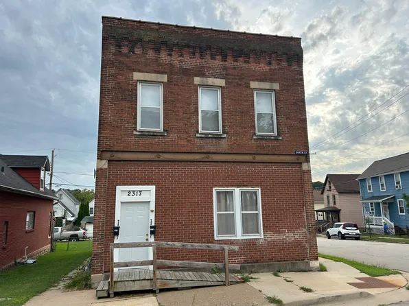2317 Queen St, Dubuque, IA 52001