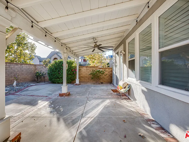 24040 Dandelion Ln — Photo 36