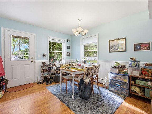 5th image of 156 West Street #4