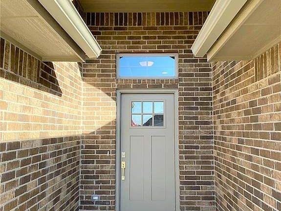 3rd image of 2128 Wheatheart Dr