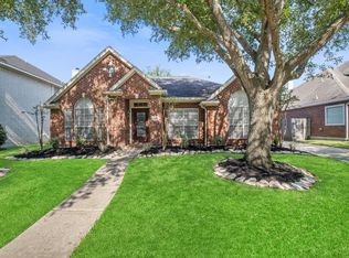 2708 Aspen Ln, Pearland, TX 77584