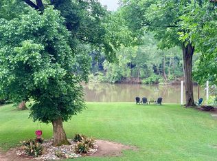 191 Wild Turkey Ln, Camden, SC 29020