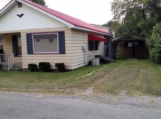10559 Woodland Ave, Conneaut Lake, PA 16316