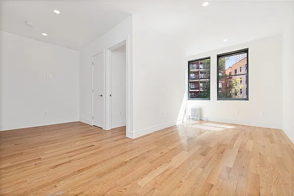 Rented by REAL New York | media 6