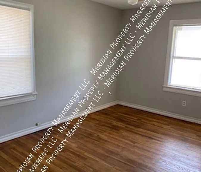 3704 25th St — Photo 7