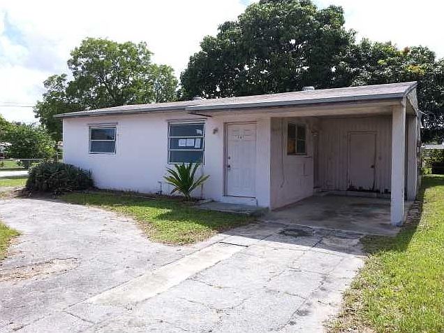 1st image of 901 NW 34th Way